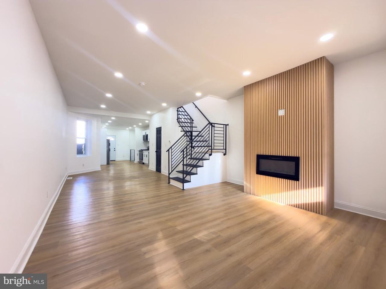 5237 Greenway Ave - Photo 2 of 28