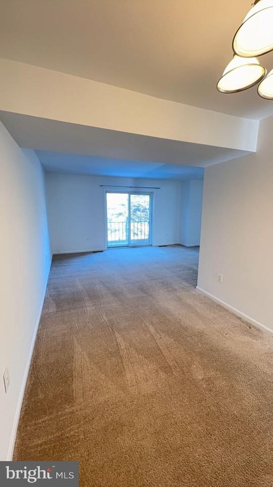 5207 Harbor Court Dr - Photo 7 of 28