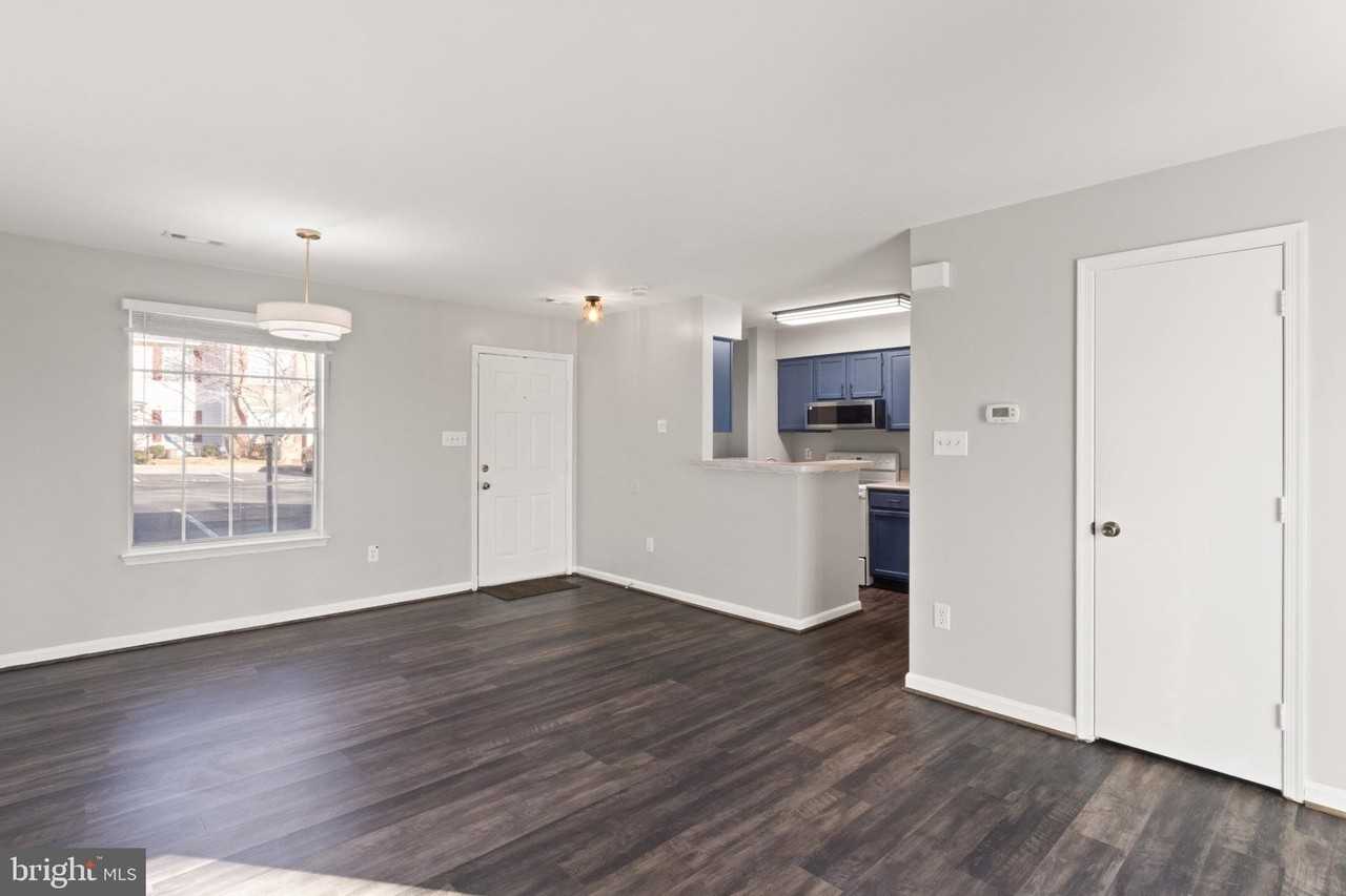 309 Wind Ridge Dr - Photo 5 of 17