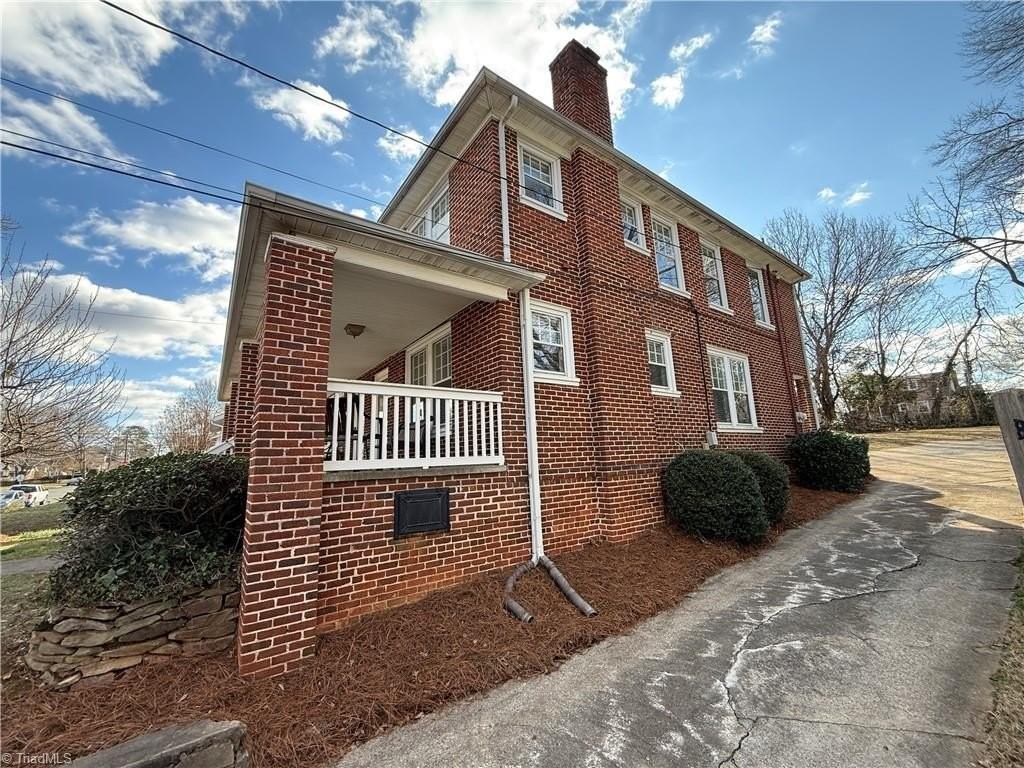 854 Madison Ave - Photo 2 of 18