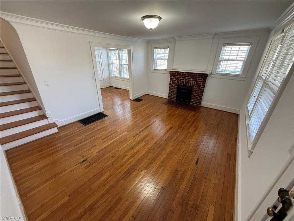 854 Madison Ave - Photo 7 of 18