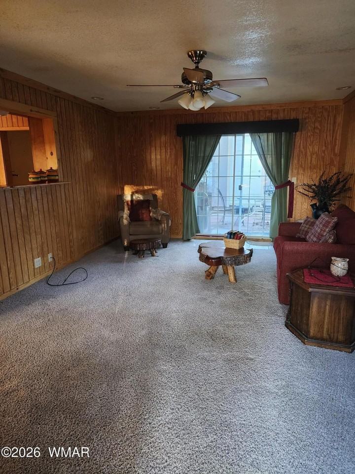 1081 S 9th Dr - Photo 5 of 12