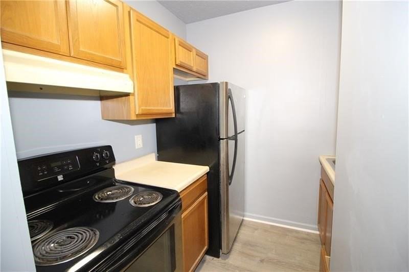 1107 Mount Royal Blvd #1 - Photo 6 of 11