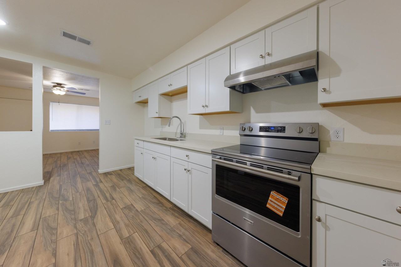 1945 S 1st Ave - Photo 4 of 20