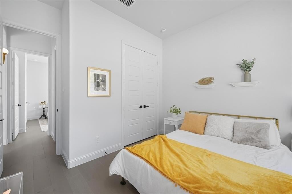 4237 Sexton Ln - Photo 6 of 37