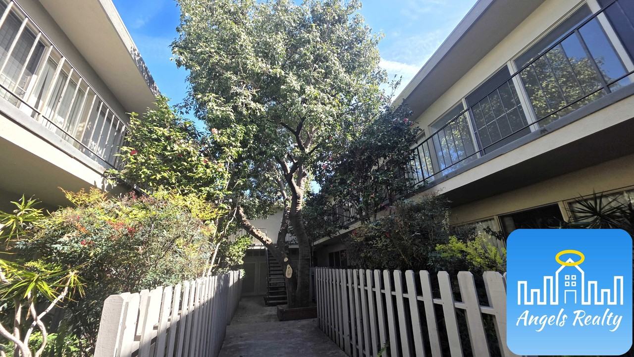 Federal Ave - Photo 5 of 10