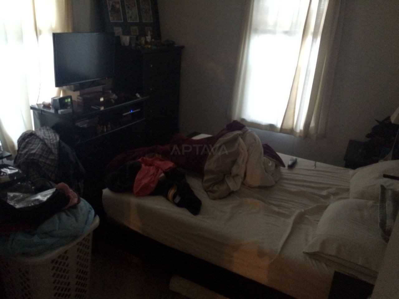 19 Hamilton St #1 - Photo 2 of 8