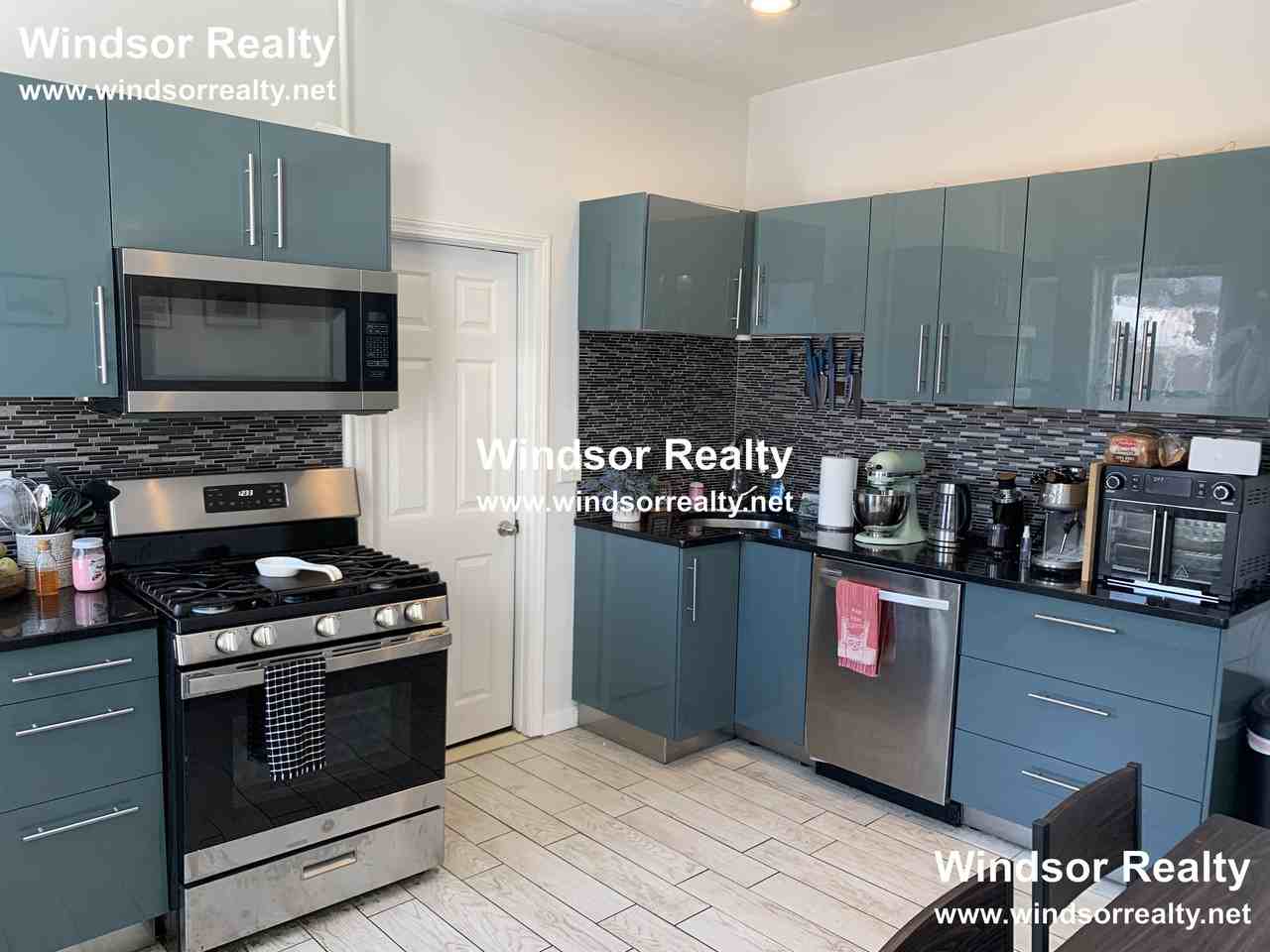 Shannon St. & Washington St #2 - Photo 5 of 25