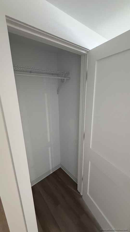 1741 Washington St #15 - Photo 6 of 18