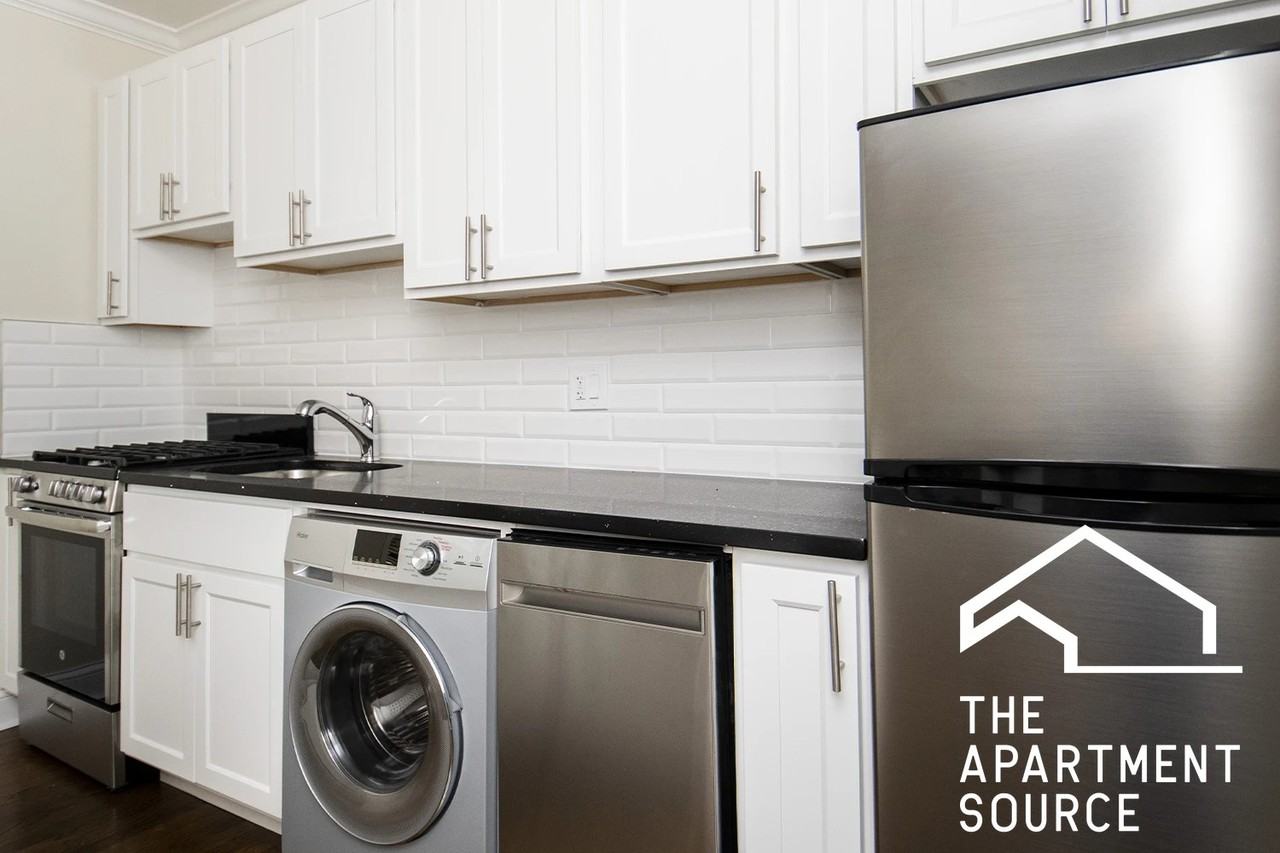 918 Green Bay Rd #3C - Photo 3 of 11