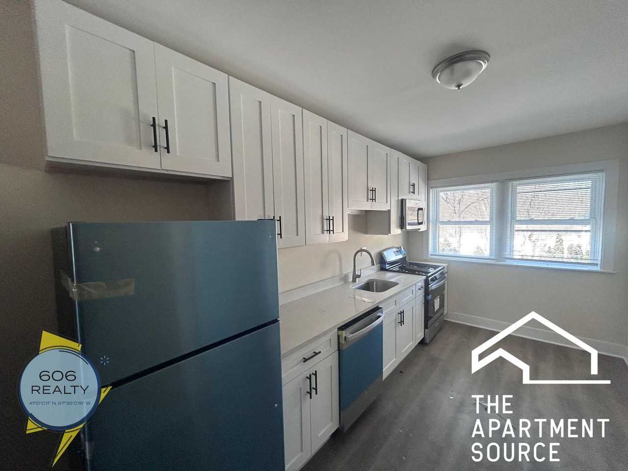 106 Lincoln Ave #3W - Photo 2 of 9