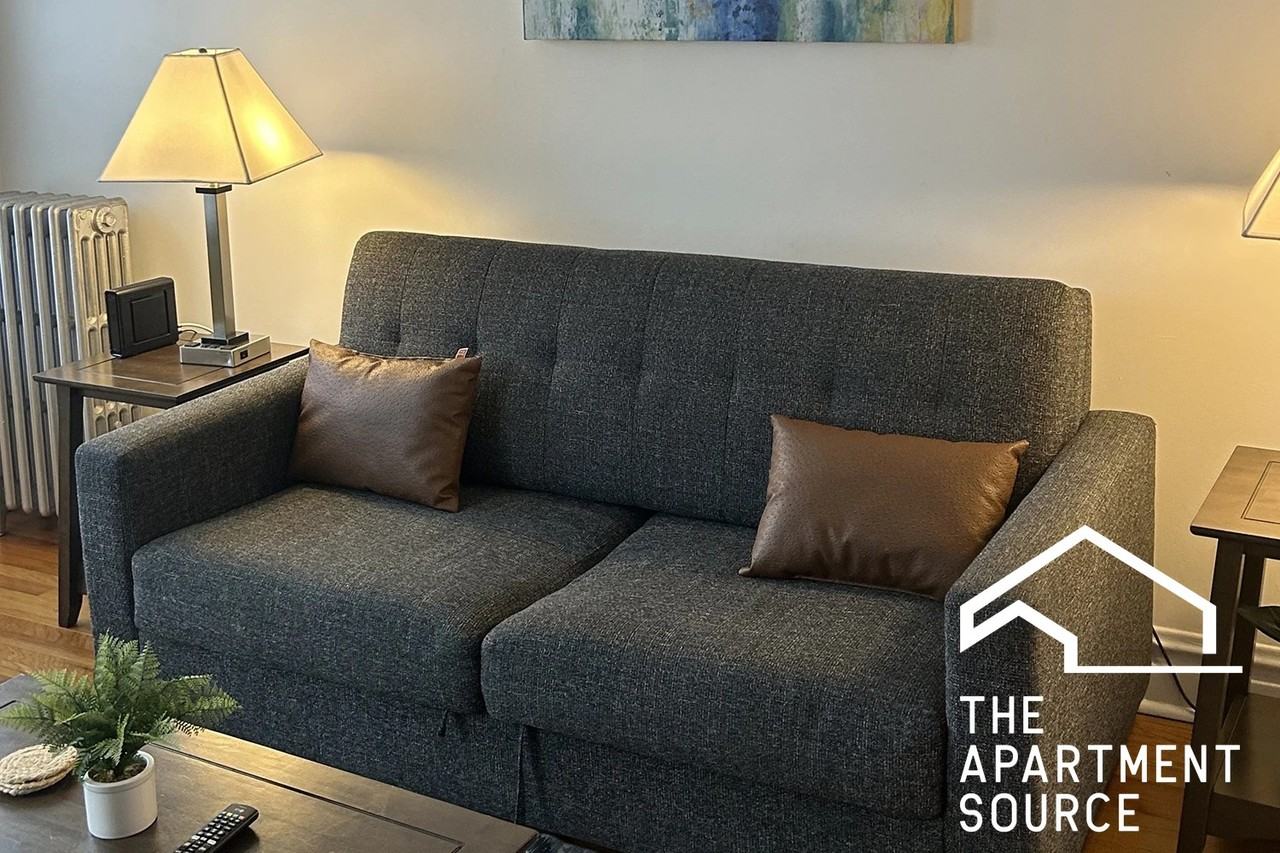 1911 W Larchmont Ave #3B - Photo 7 of 14