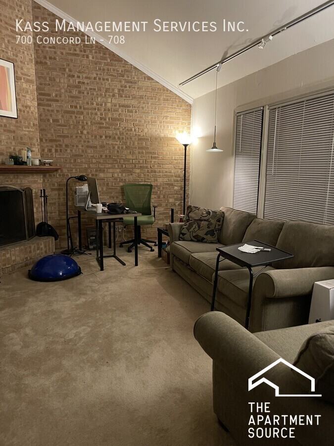 700 Concord Ln #708 - Photo 4 of 11