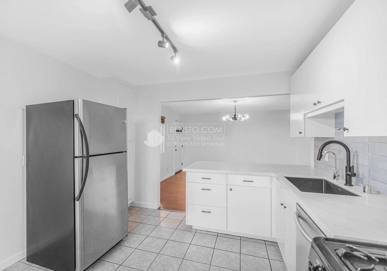 924 Aileen St #B - Photo 5 of 15