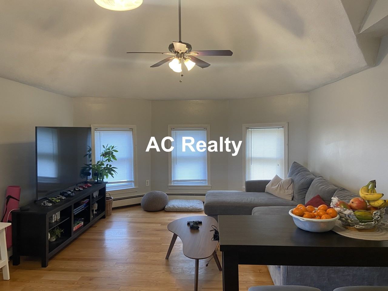 24 Argyle St #3 - Photo 5 of 14