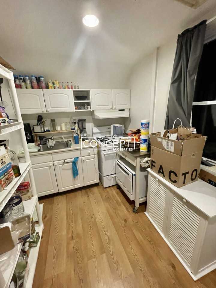 7 Jay St #3 - Photo 2 of 44