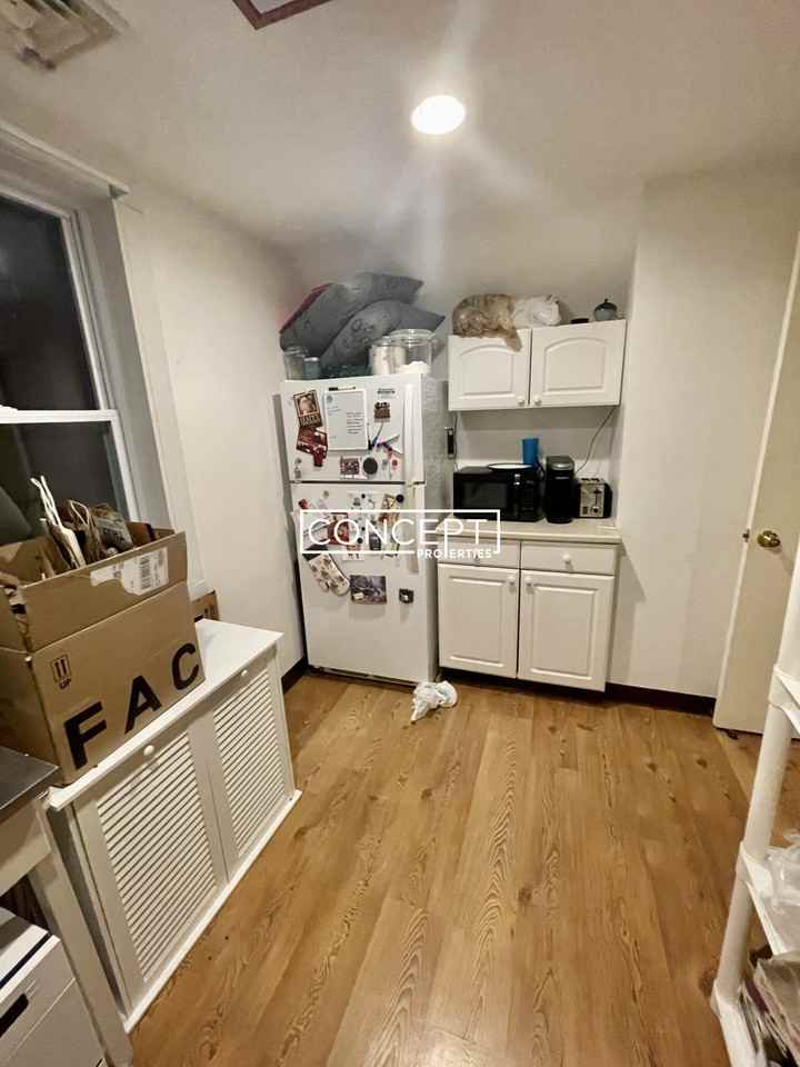 7 Jay St #3 - Photo 3 of 44