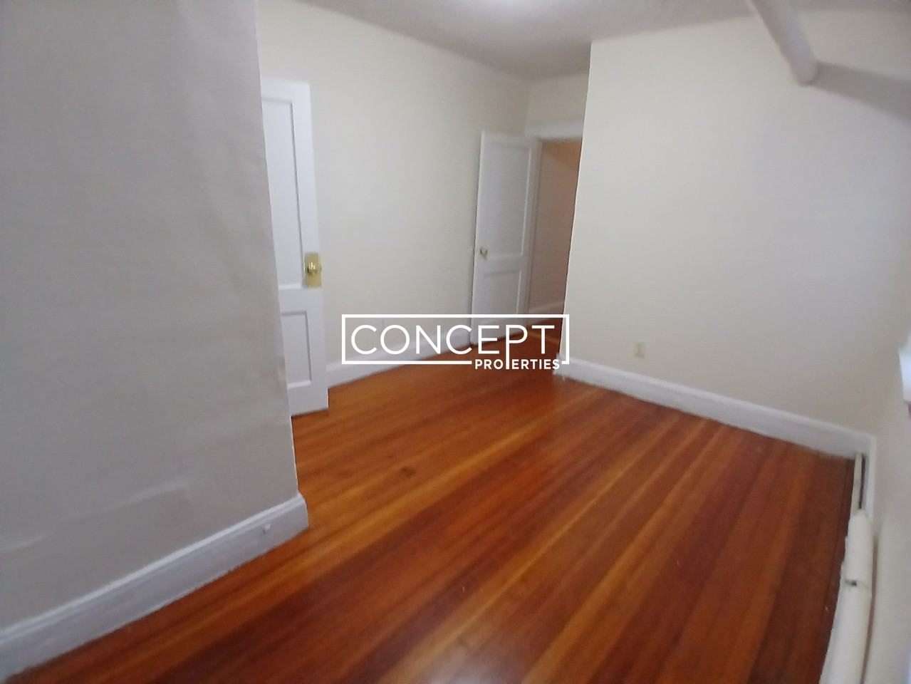 524 Cambridge St #2 - Photo 3 of 11
