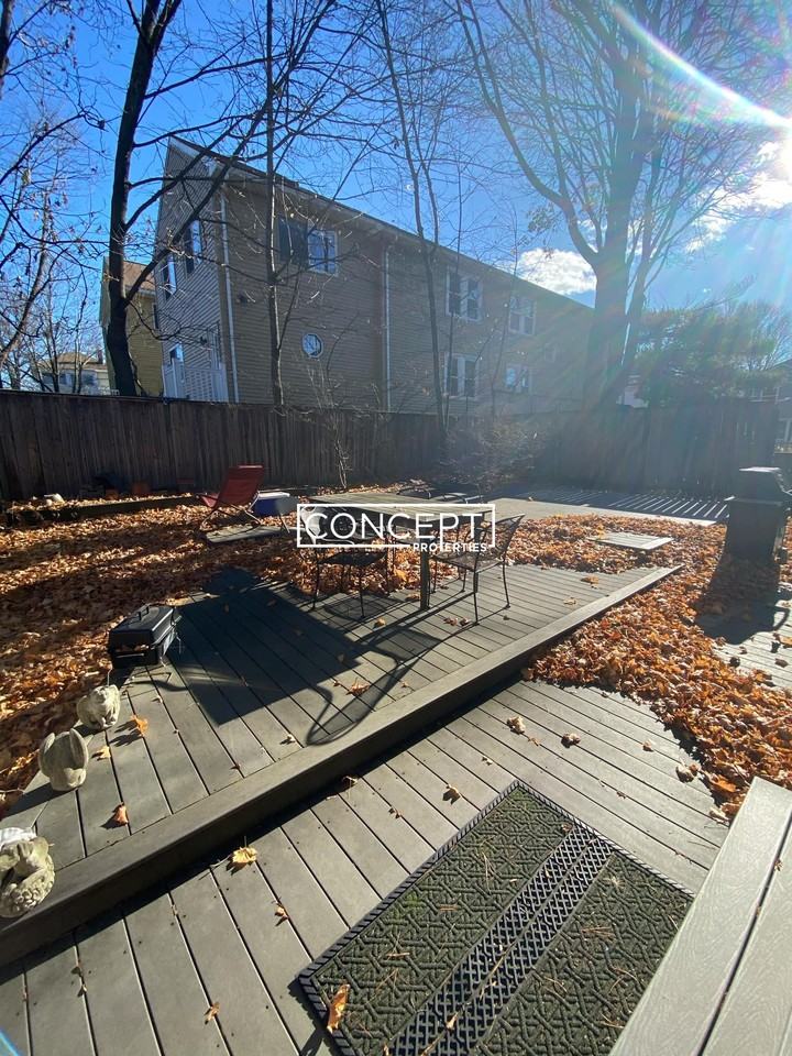 22 Edison Ave #1 - Photo 4 of 21