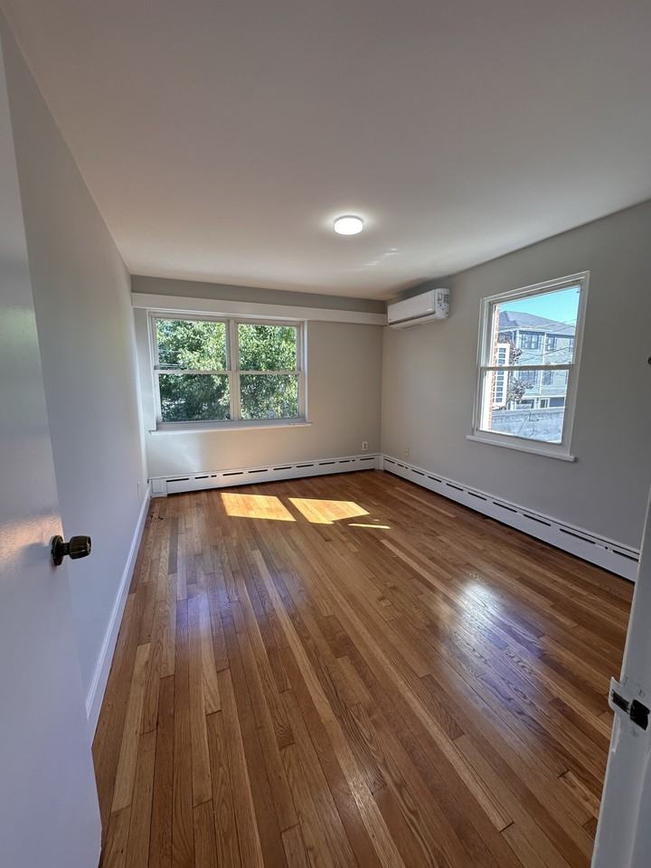 11 Wadsworth Ave - Photo 4 of 12