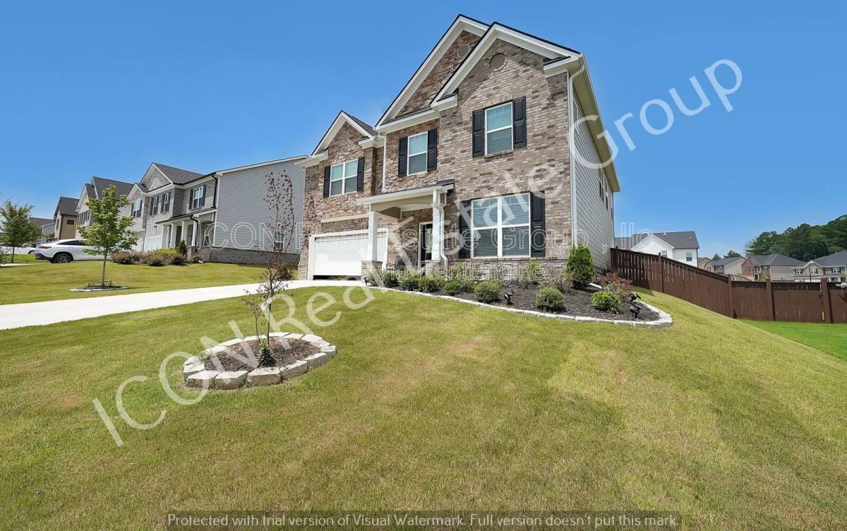 3349 English Elm Way - Photo 3 of 8