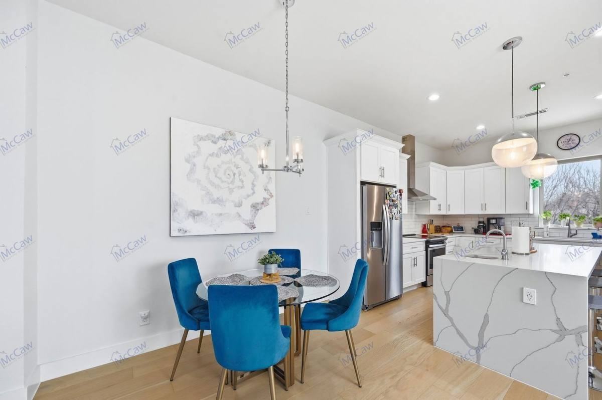 2620 Valley View Ln #100 - Photo 6 of 10