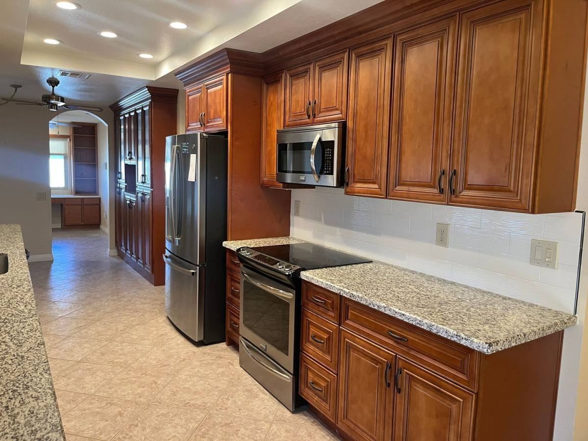 13639 W Gardenview Dr - Photo 2 of 9