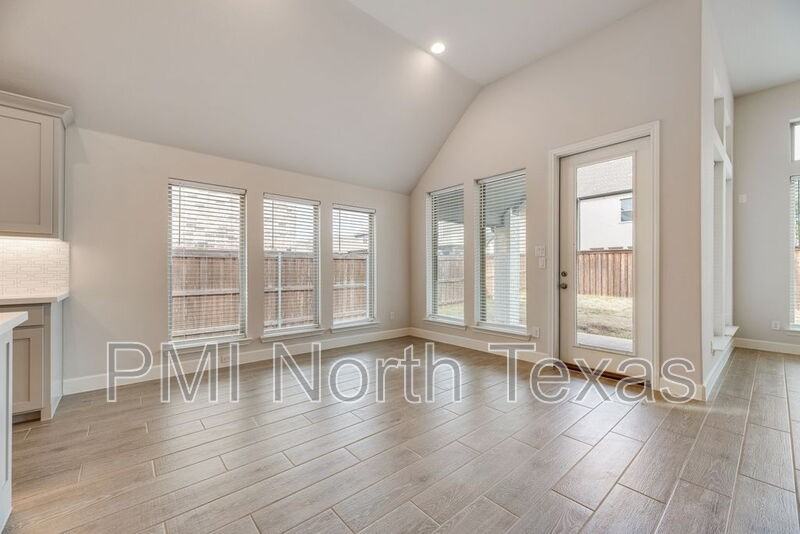 332 Oak Hollow Way - Photo 5 of 23