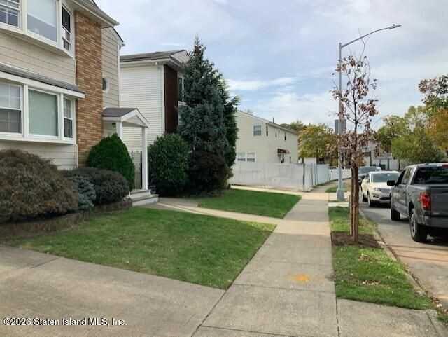 654 Lamoka Ave ##2 - Photo 3 of 16