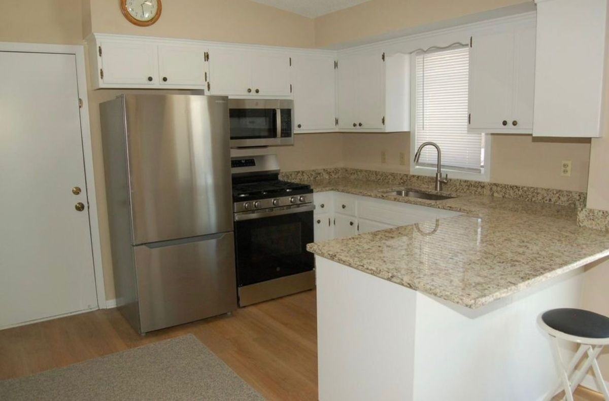 7740 Hampshire Ave N - Photo 4 of 14