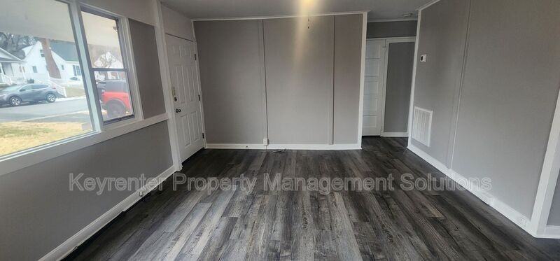 527 S Magnolia Ave - Photo 4 of 20