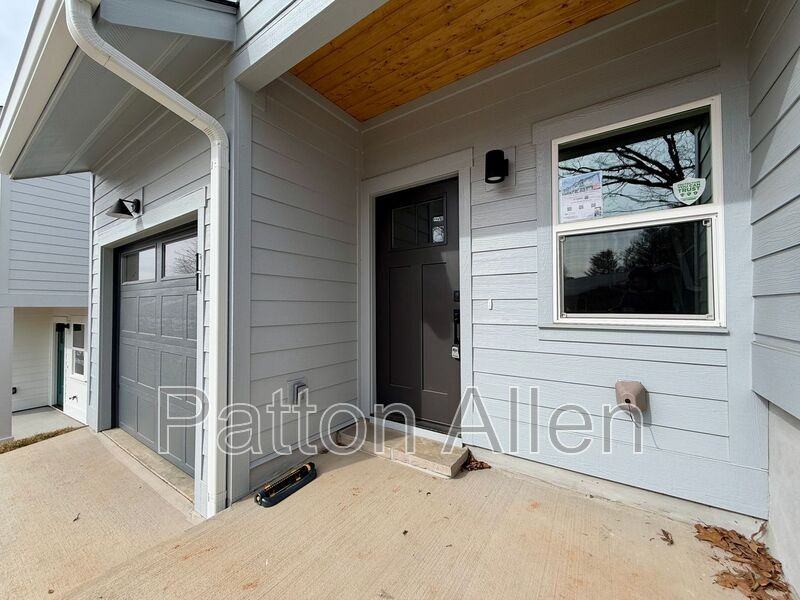 11 Bolton - Photo 2 of 29