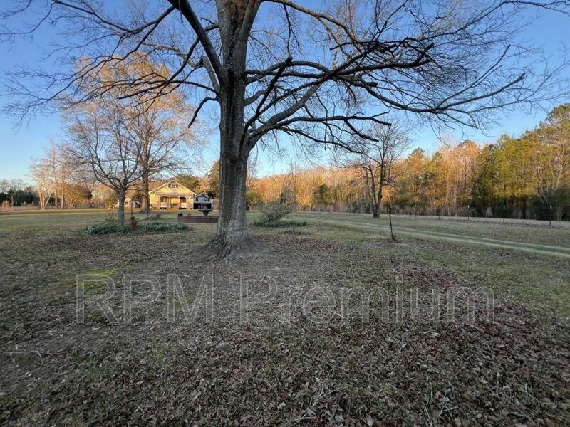 8222 Hwy - Photo 6 of 11