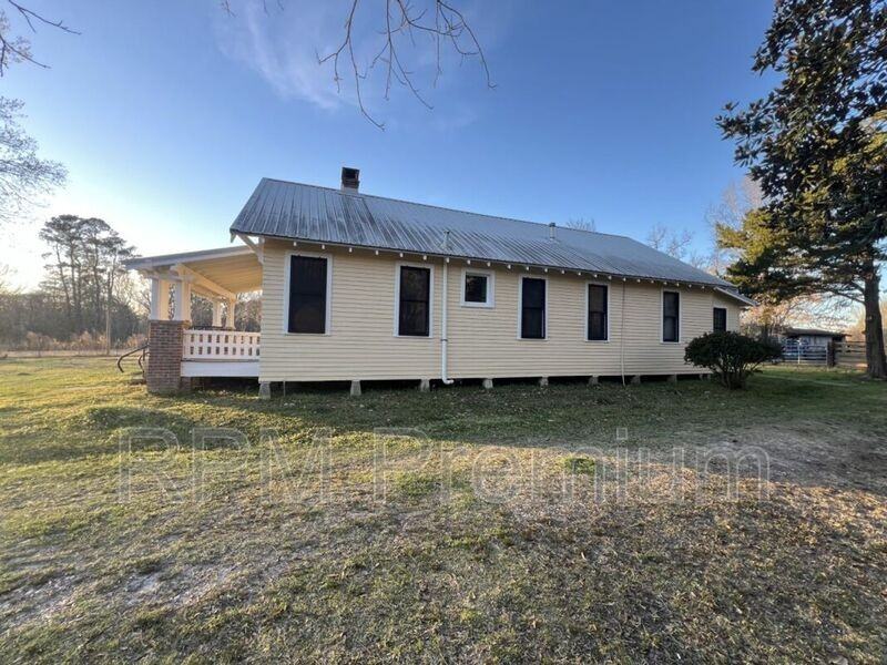 8222 Hwy - Photo 7 of 45