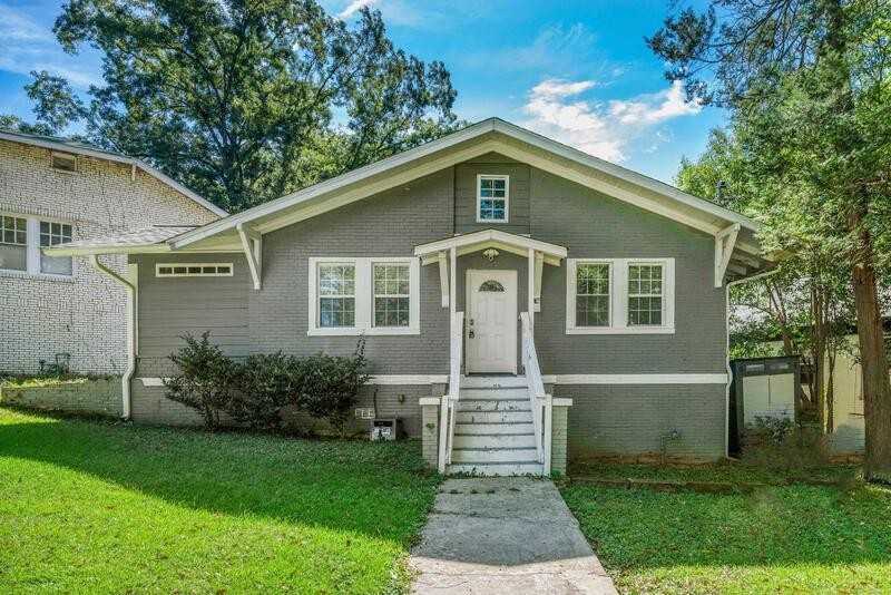 1612 Olympian Cir Sw - Photo 2 of 19