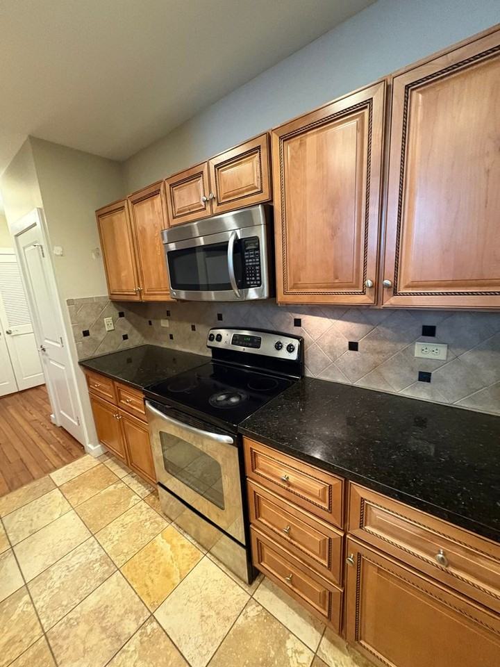 125 W. Saratoga St - Photo 3 of 50