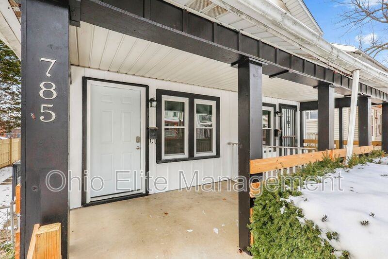 785 S 18th St #785 - Photo 3 of 38