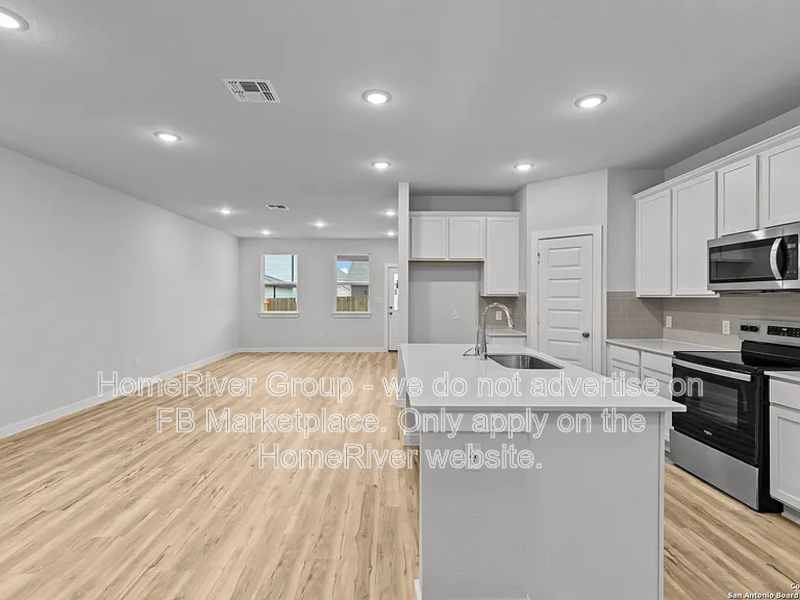 2520 Solon Ln - Photo 4 of 34