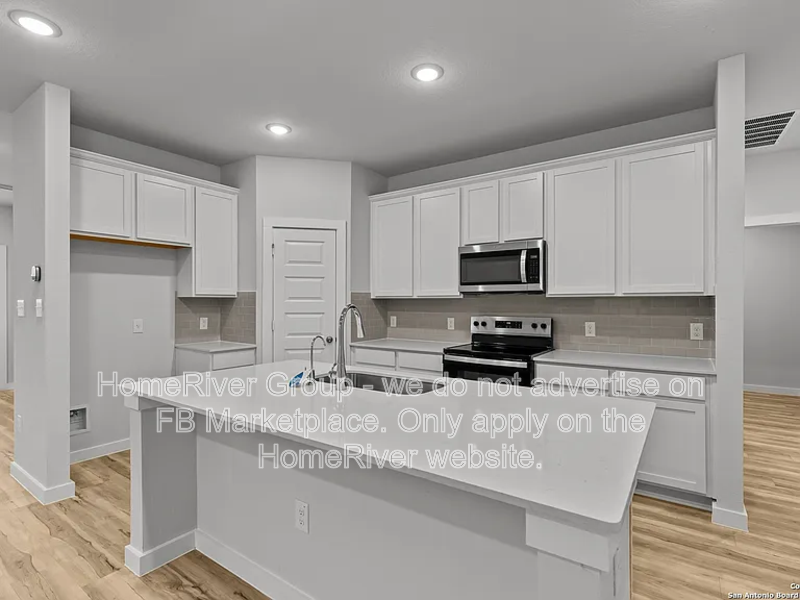 2520 Solon Ln - Photo 7 of 34