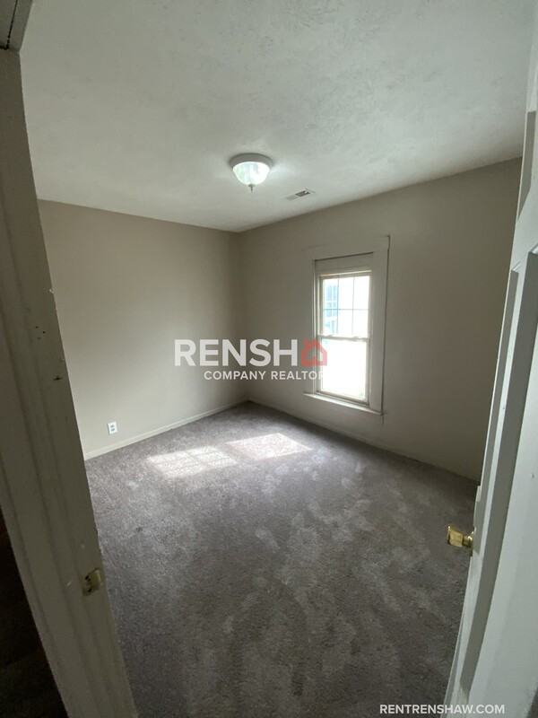 400 Fuller Ave #B - Photo 5 of 17