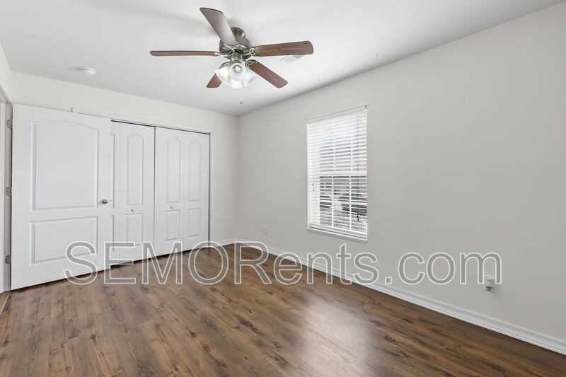 3 Village Dr - Photo 4 of 10