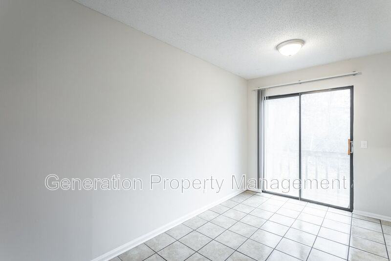 121 Goodson Ave #F - Photo 6 of 23