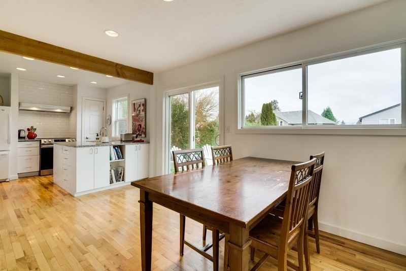 5005 Ne Mason Ct - Photo 3 of 21