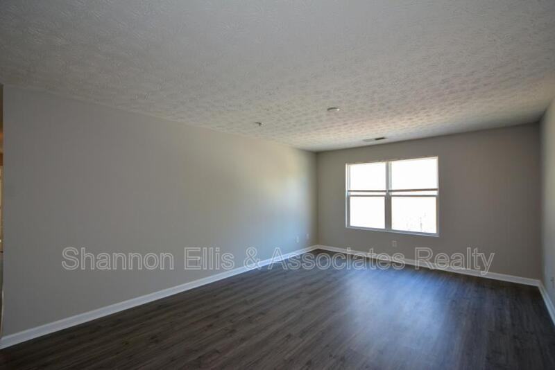 7302 Fairington Village Dr - Photo 5 of 34