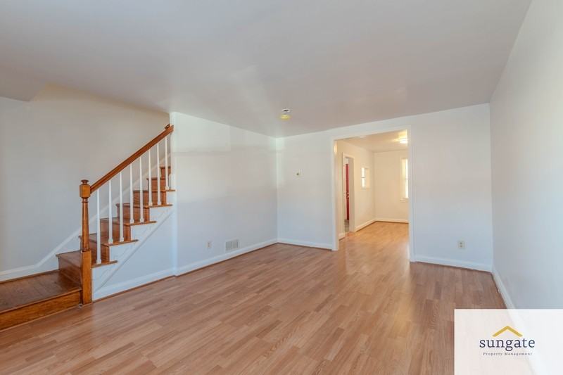 751 Yale Ave - Photo 2 of 42