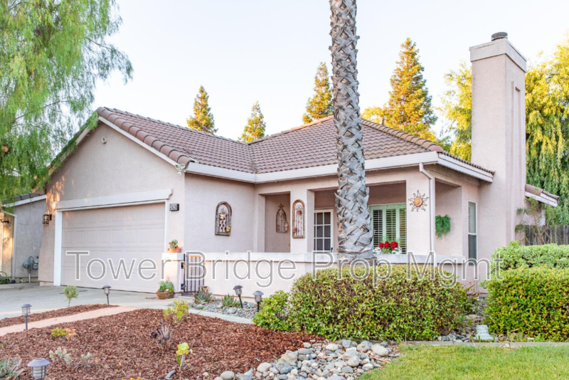 3826 Saintsbury Dr - Photo 2 of 21