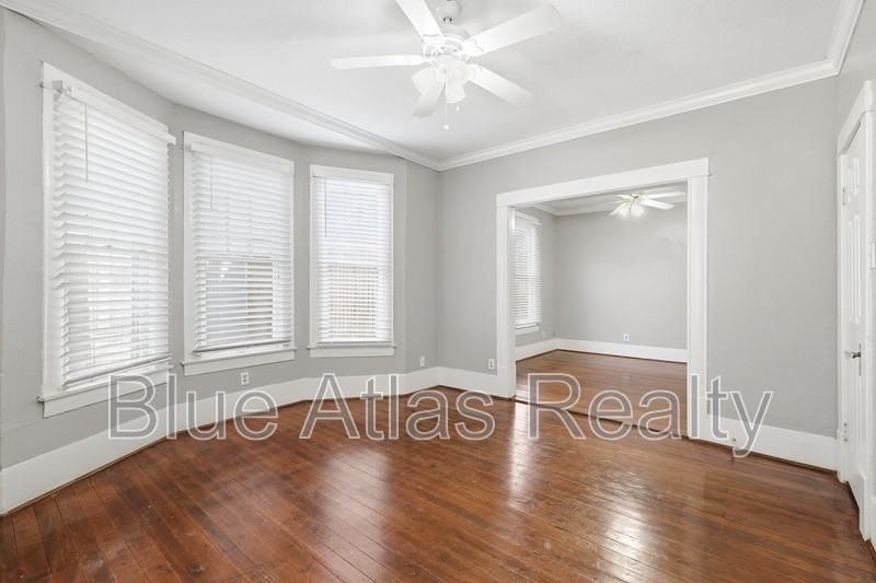 4822 Worth St #A - Photo 5 of 25