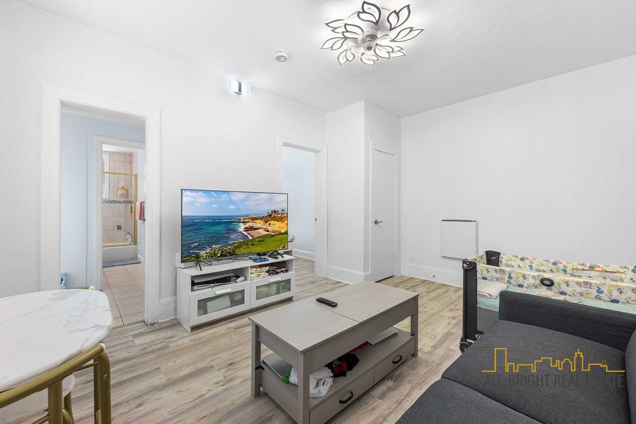 59 Park Vale Ave #4 - Photo 7 of 15