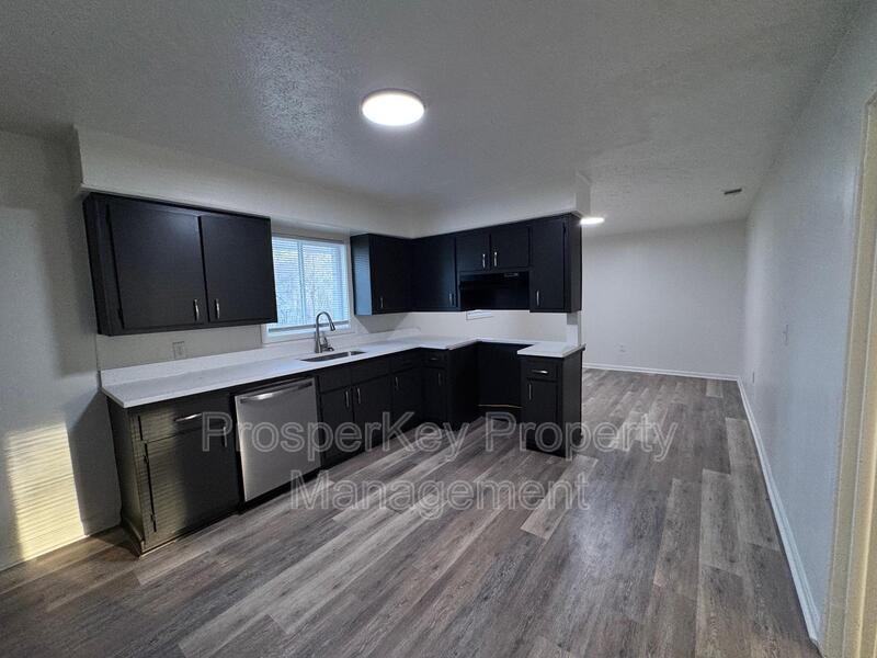 2240 Patsy Ln - Photo 5 of 19