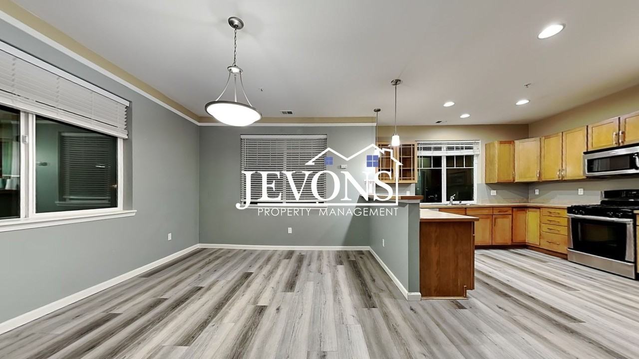 21254 40th Way S - Photo 7 of 50